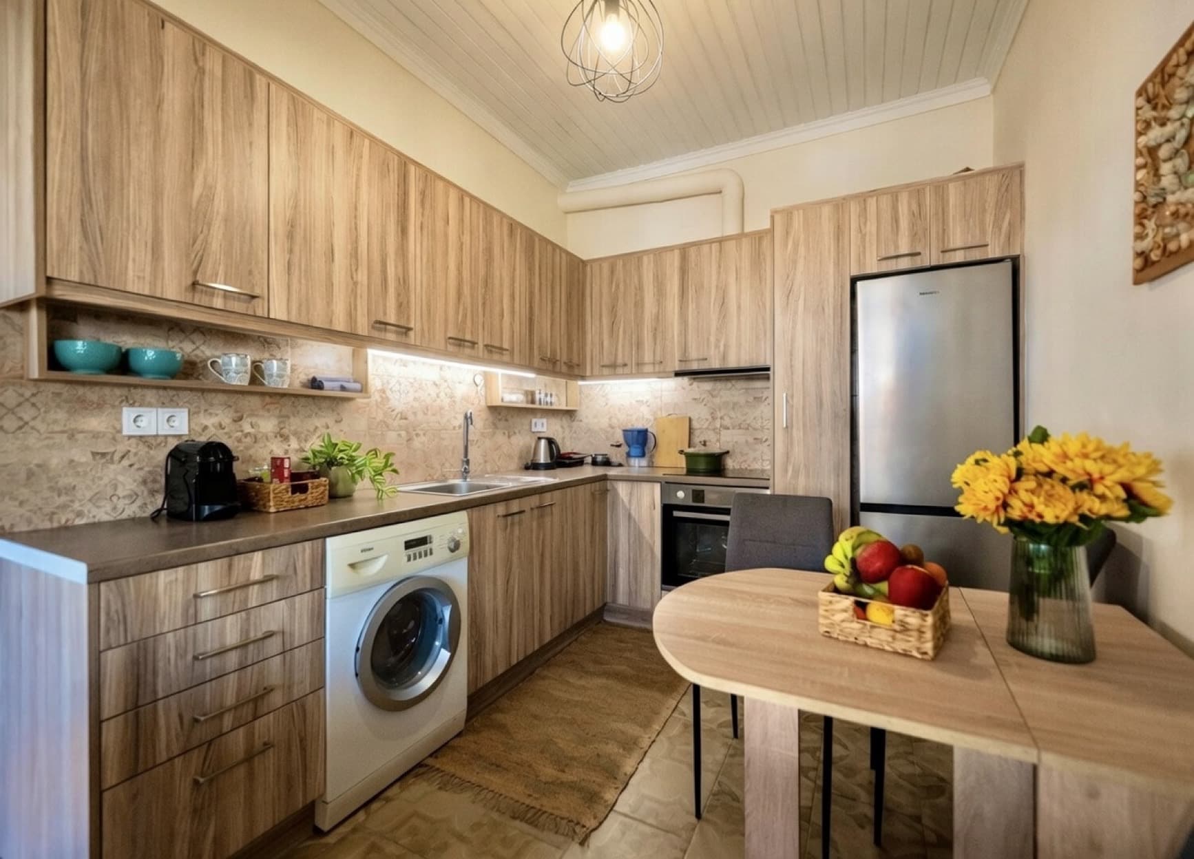 Fully equipped kitchen